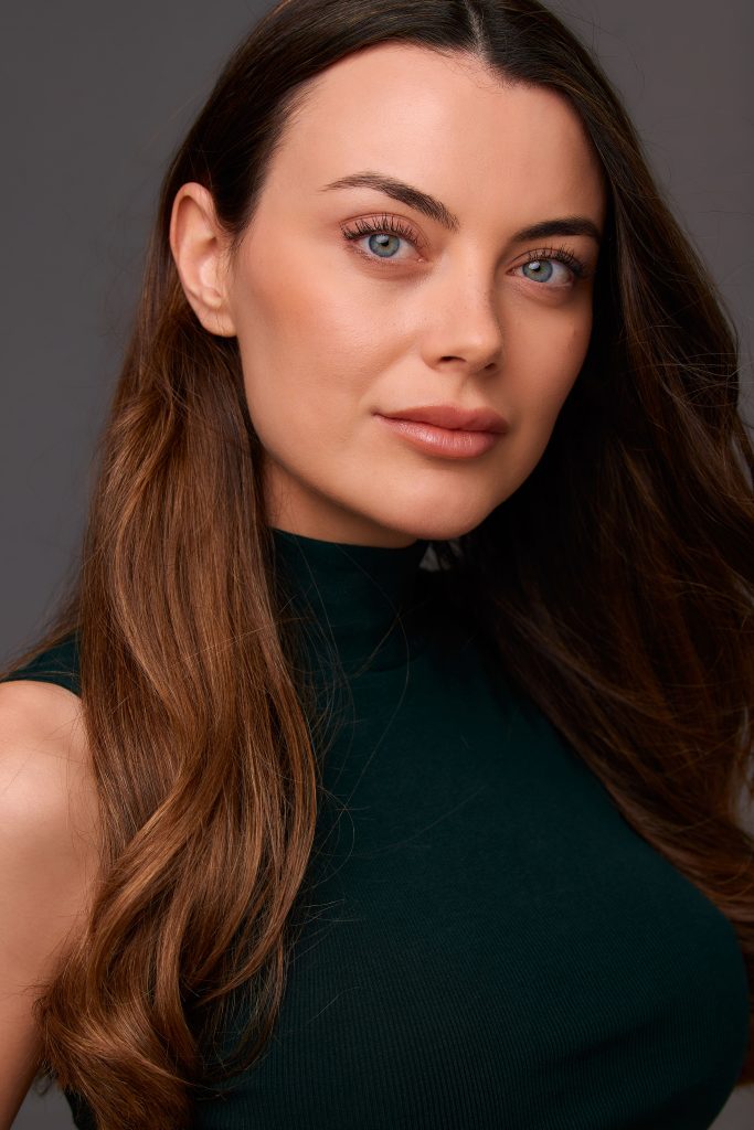 Odei Cachero Hernandez reportera presentadora periodista televisión TV España Directo Telecinco TVE telediario biografia noticia edad Instagram Facebook pareja Wikipedia Andalucía Madrid España Canarias Asturias Valencia La Mañana Fuerteventura bikini tele video web página modelo foto fotografía periodismo imagen imágenes trabajos directo trabajo Cuatro Mediaset redactora reportaje videobook La hora entrevista Facebook curriculum youtube contacto