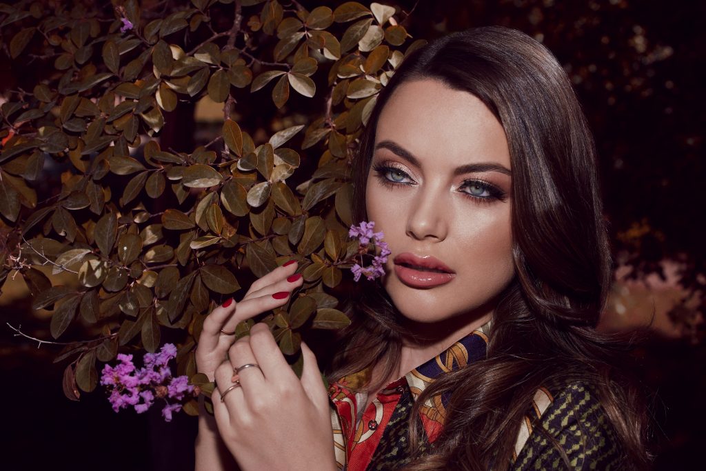 Odei Cachero Hernandez reportera presentadora periodista televisión TV España Directo Telecinco TVE telediario biografia noticia edad Instagram Facebook pareja Wikipedia Andalucía Madrid España Canarias Asturias Valencia La Mañana Fuerteventura bikini tele video web página modelo foto fotografía periodismo imagen imágenes trabajos directo trabajo Cuatro Mediaset redactora reportaje videobook La hora entrevista Facebook curriculum youtube contacto