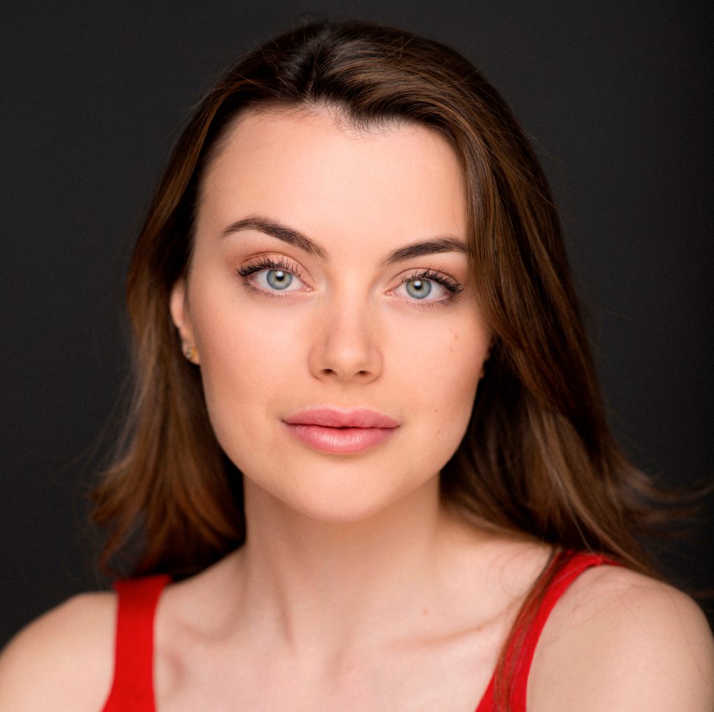 Odei Cachero. Periodista. Reportera y presentadora de televisión.